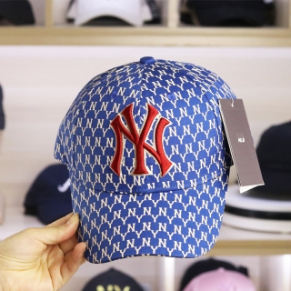 MLB New York Yankees Curved Brim Snapback Cap 57738