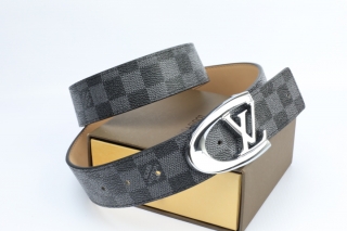 LV AAA Belts 87502