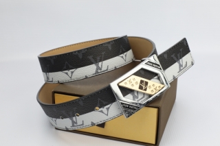 LV AAA Belts 87510