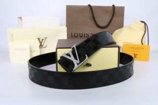 LV AAAA Belts 90132