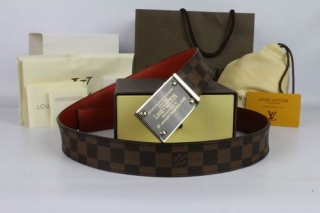 LV AAAA Belts 90135