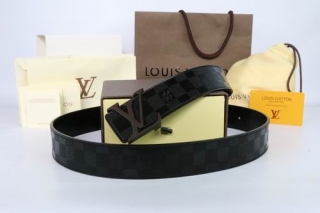 LV AAAA Belts 90136