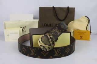 LV AAAA Belts 90219