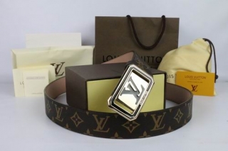 LV AAAA Belts 90221