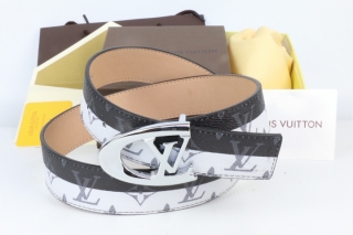 LV AAAA Belts 90382