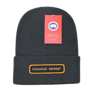 C.a.n.a.d.a G.o.o.s.e Knitted Beanie Hats 102964